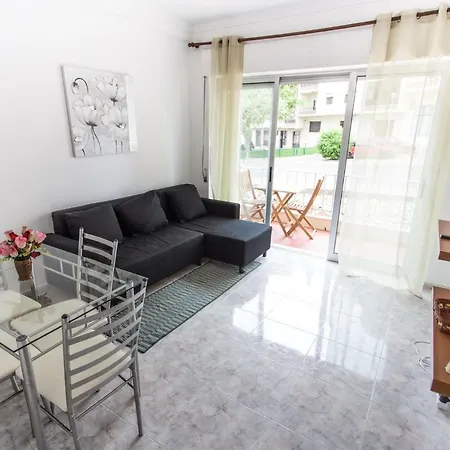 -family Place Apartment *